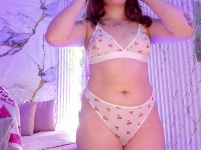 Naomy-tay1 webcam