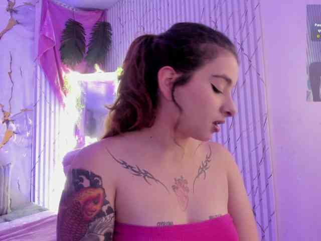 Naomy-tay1