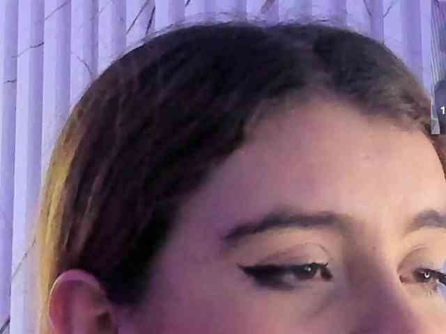 Naomy-tay1 webcam
