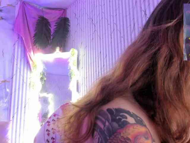 Naomy-tay1 webcam