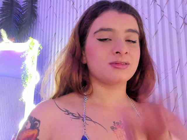 Naomy-tay1 webcam
