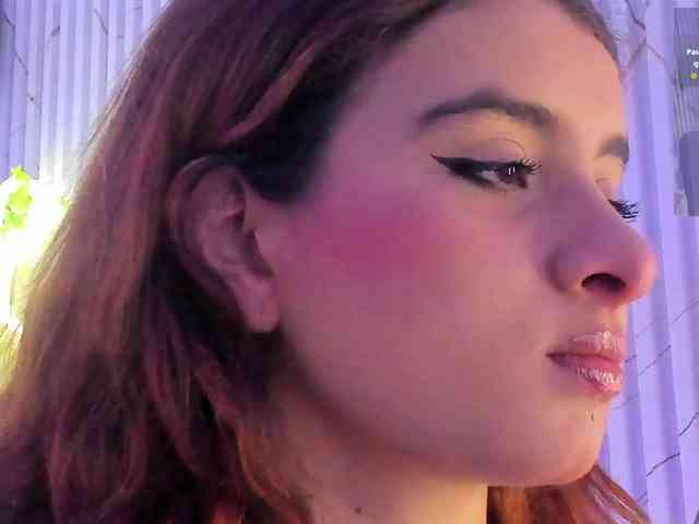 Naomy-tay1 webcam