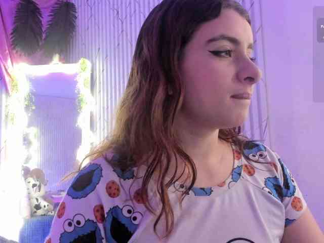 Naomy-tay1 webcam