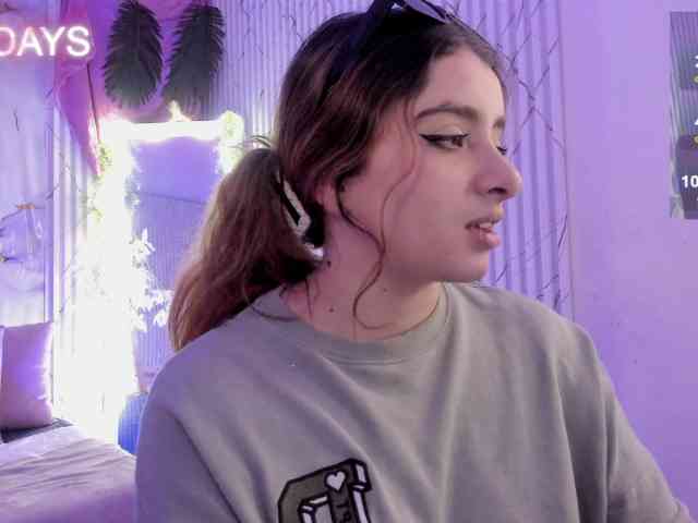 Naomy-tay1