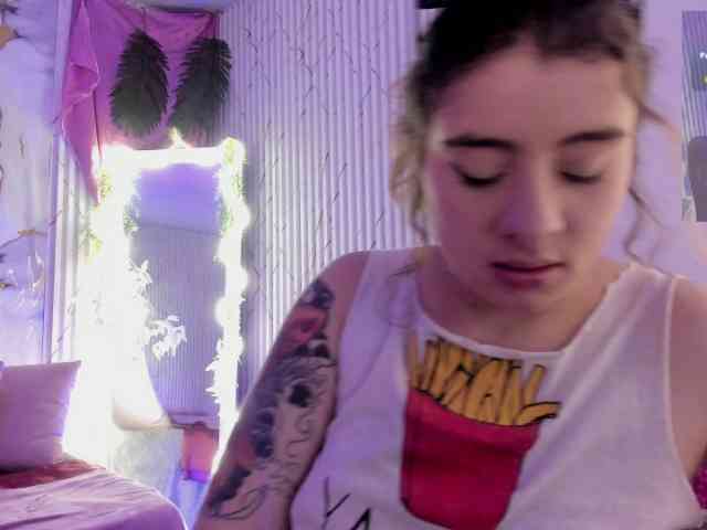 Modelo: Naomy-tay1