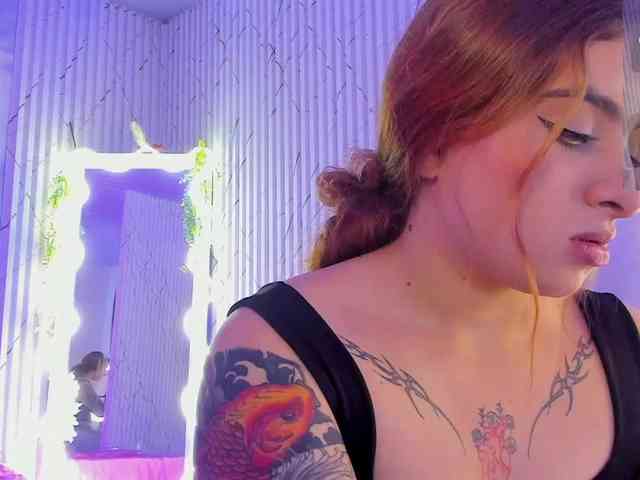Naomy-tay1 webcam