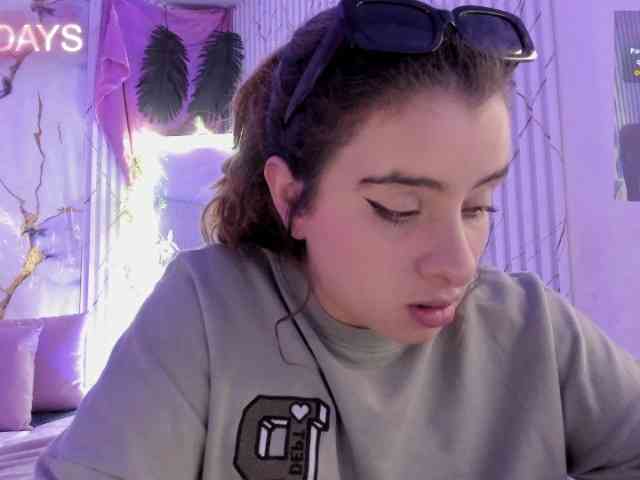 Naomy-tay1 Live Webcam on BongaCams