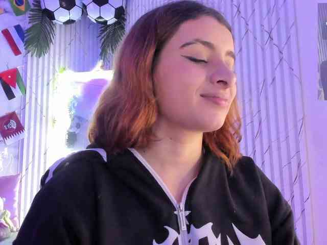 Naomy-tay1 webcam