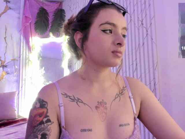 Naomy-tay1