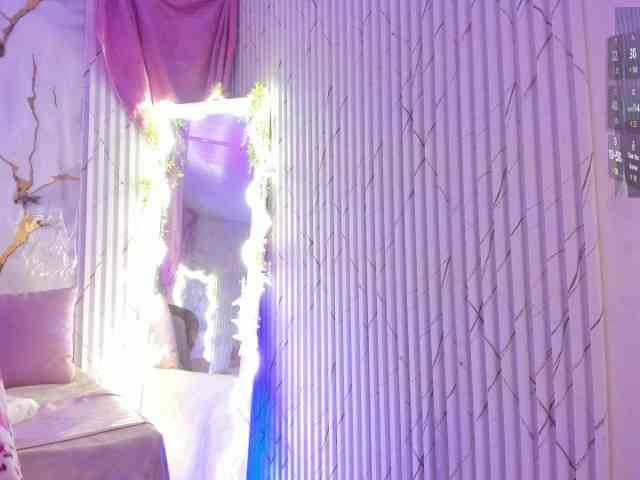Naomy-tay1 webcam
