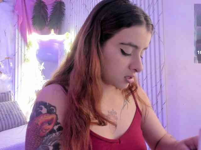 Naomy-tay1 webcam