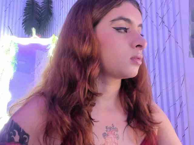 Naomy-tay1 webcam