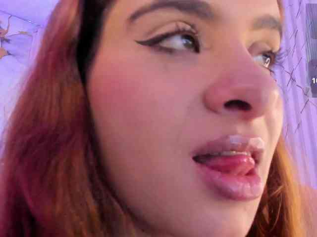 Naomy-tay1 webcam