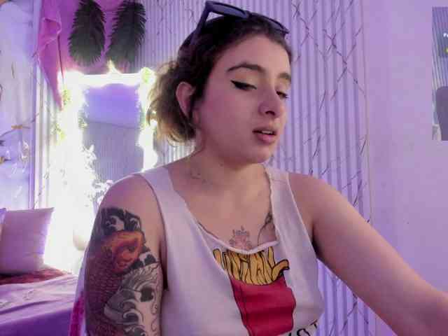 Modelo: Naomy-tay1