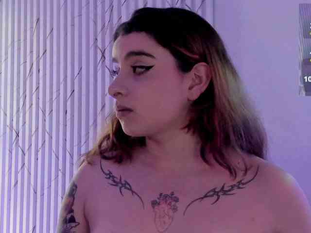 Naomy-tay1 webcam