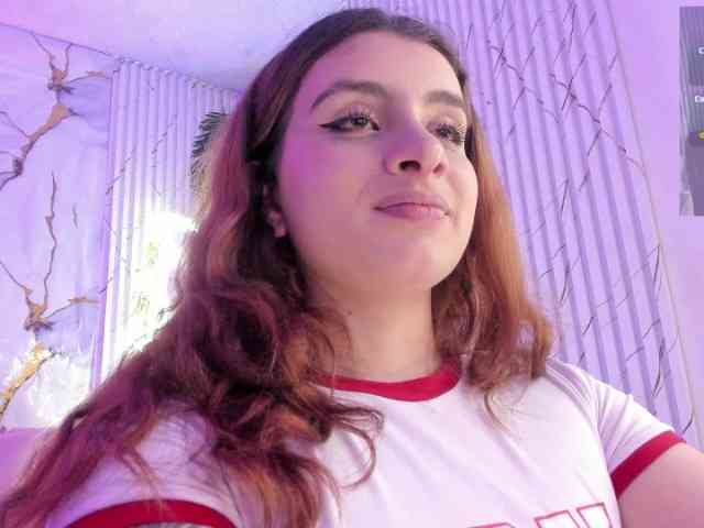 Naomy-tay1 webcam