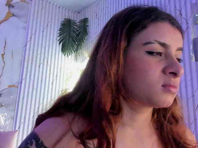 Naomy-tay1 webcam