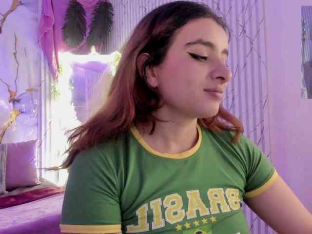 Naomy-tay1 webcam