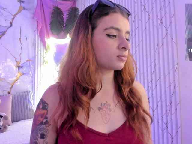 Naomy-tay1 webcam