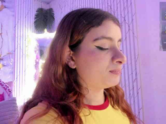 Naomy-tay1 webcam