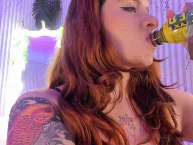 Naomy-tay1 webcam
