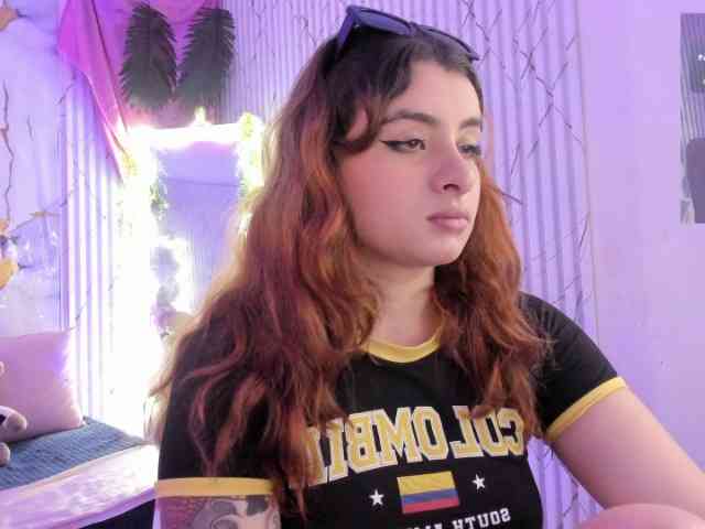 Naomy-tay1 webcam