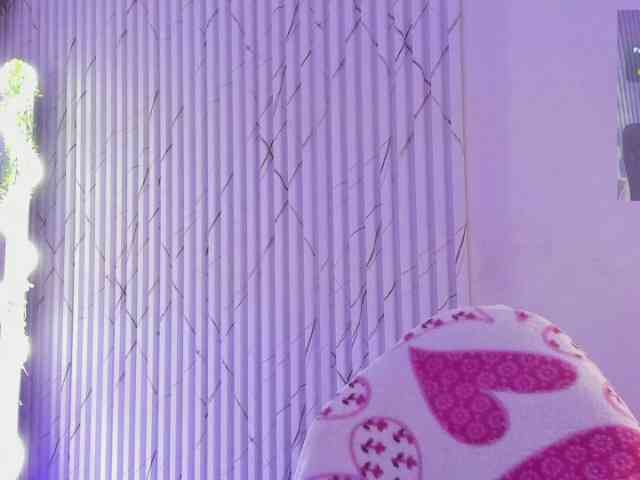Naomy-tay1 webcam