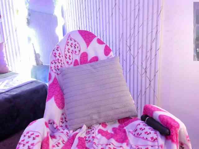 Naomy-tay1 webcam
