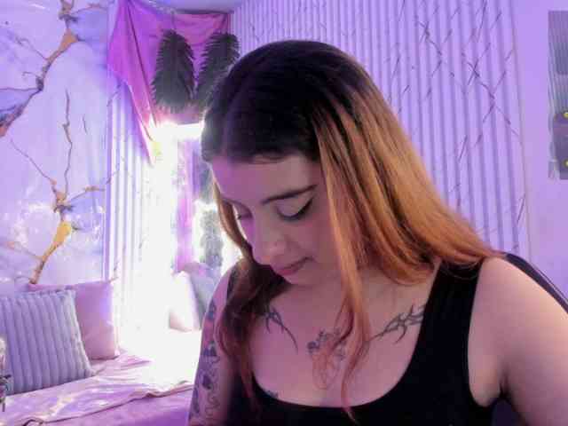 Naomy-tay1 webcam