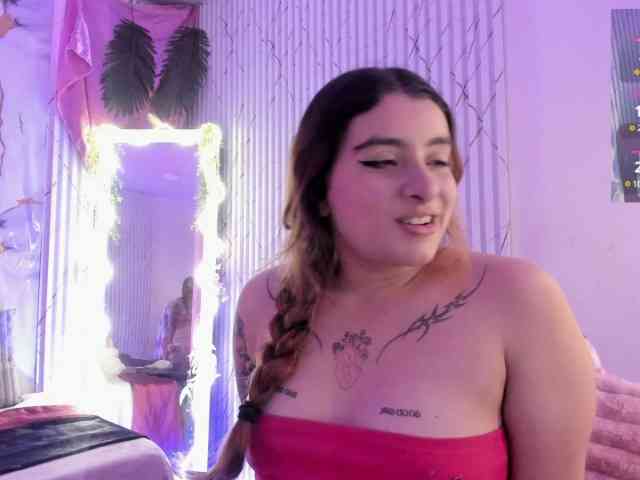 Naomy-tay1 webcam