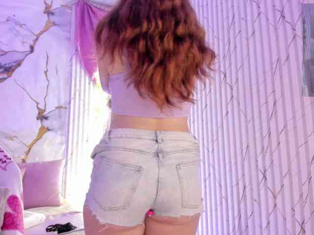 Naomy-tay1 webcam