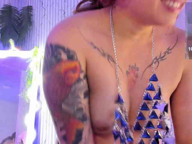 Naomy-tay1 webcam