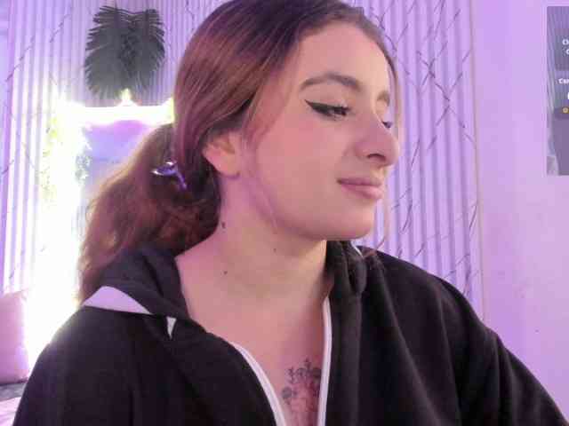 Naomy-tay1 Live Webcam on BongaCams