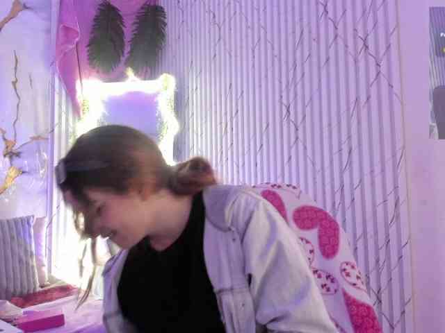 Naomy-tay1 webcam