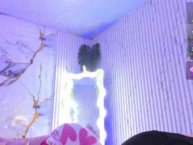 Naomy-tay1 webcam