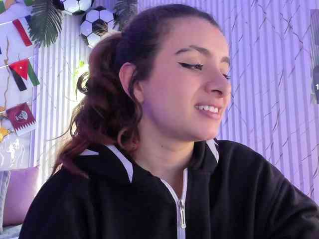Naomy-tay1