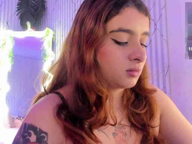 Naomy-tay1 webcam