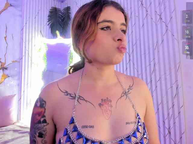 Naomy-tay1 Live Webcam on BongaCams