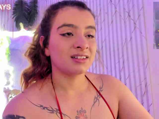 Naomy-tay1