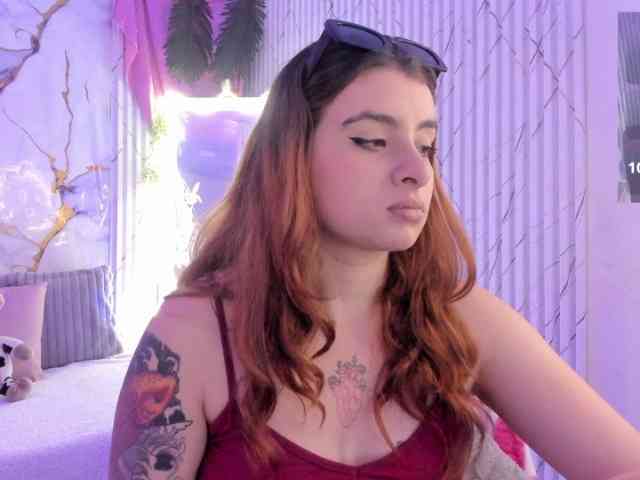 Naomy-tay1 webcam