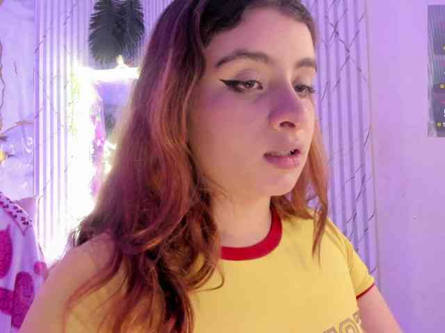 Naomy-tay1 webcam
