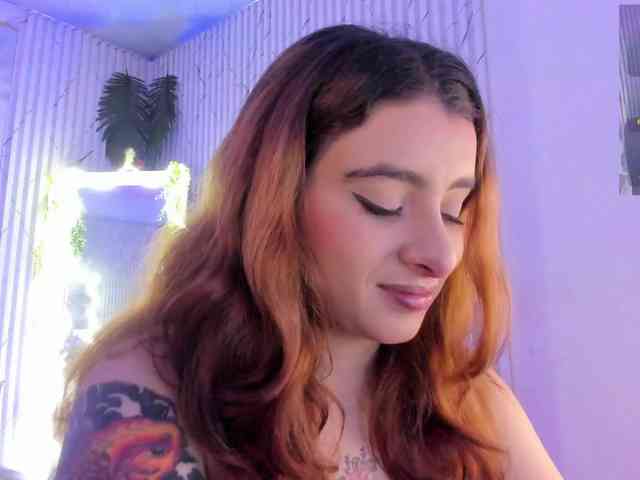 Naomy-tay1 webcam