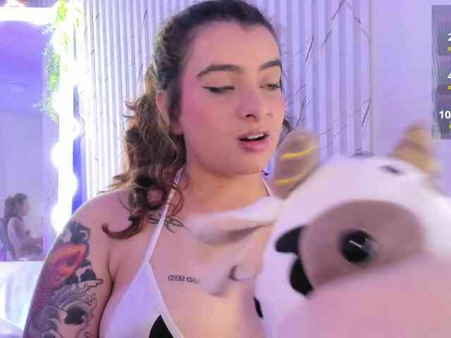 Naomy-tay1