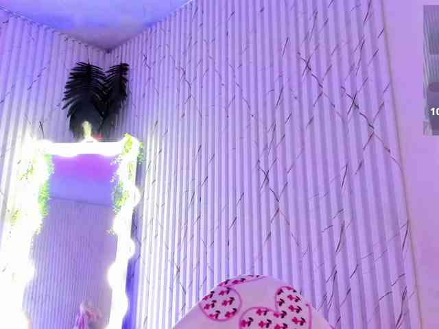 Naomy-tay1 webcam