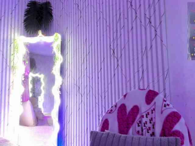 Naomy-tay1 webcam