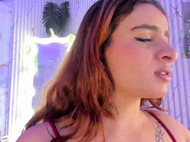 Naomy-tay1 webcam