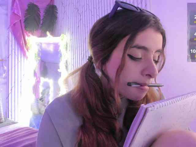 Naomy-tay1 webcam