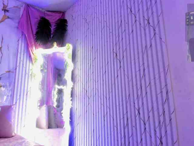 Naomy-tay1 webcam