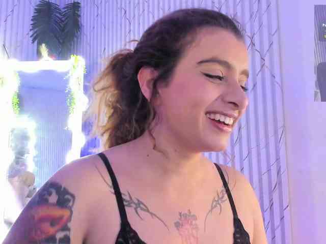 Naomy-tay1