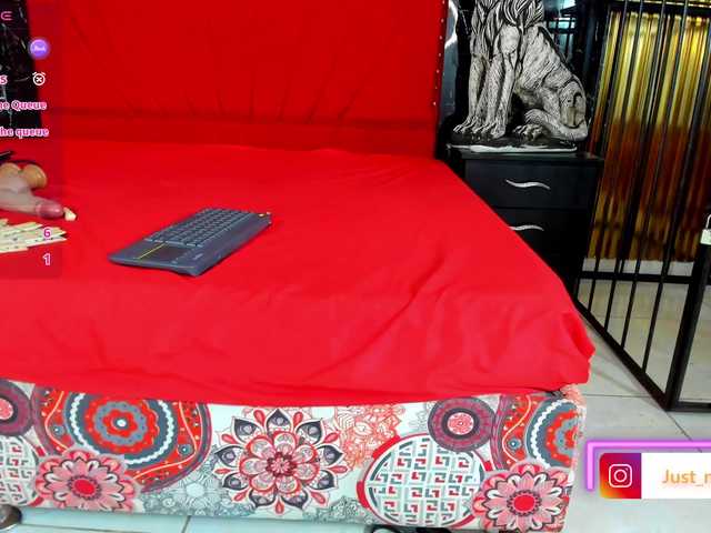Nicole1Sweet live cam on BongaCams
